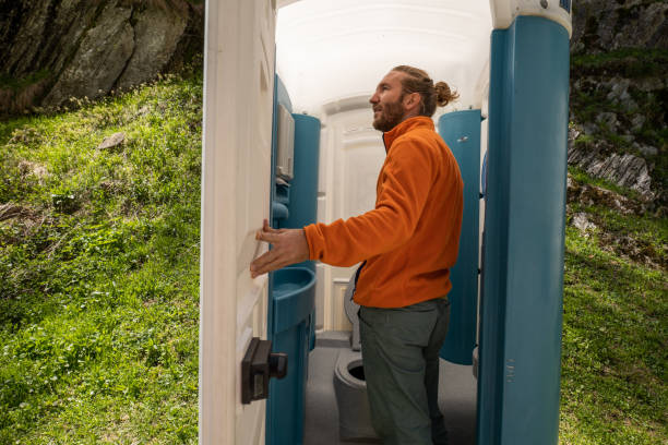 Portable Toilet Options We Offer in Prospect Heights, IL